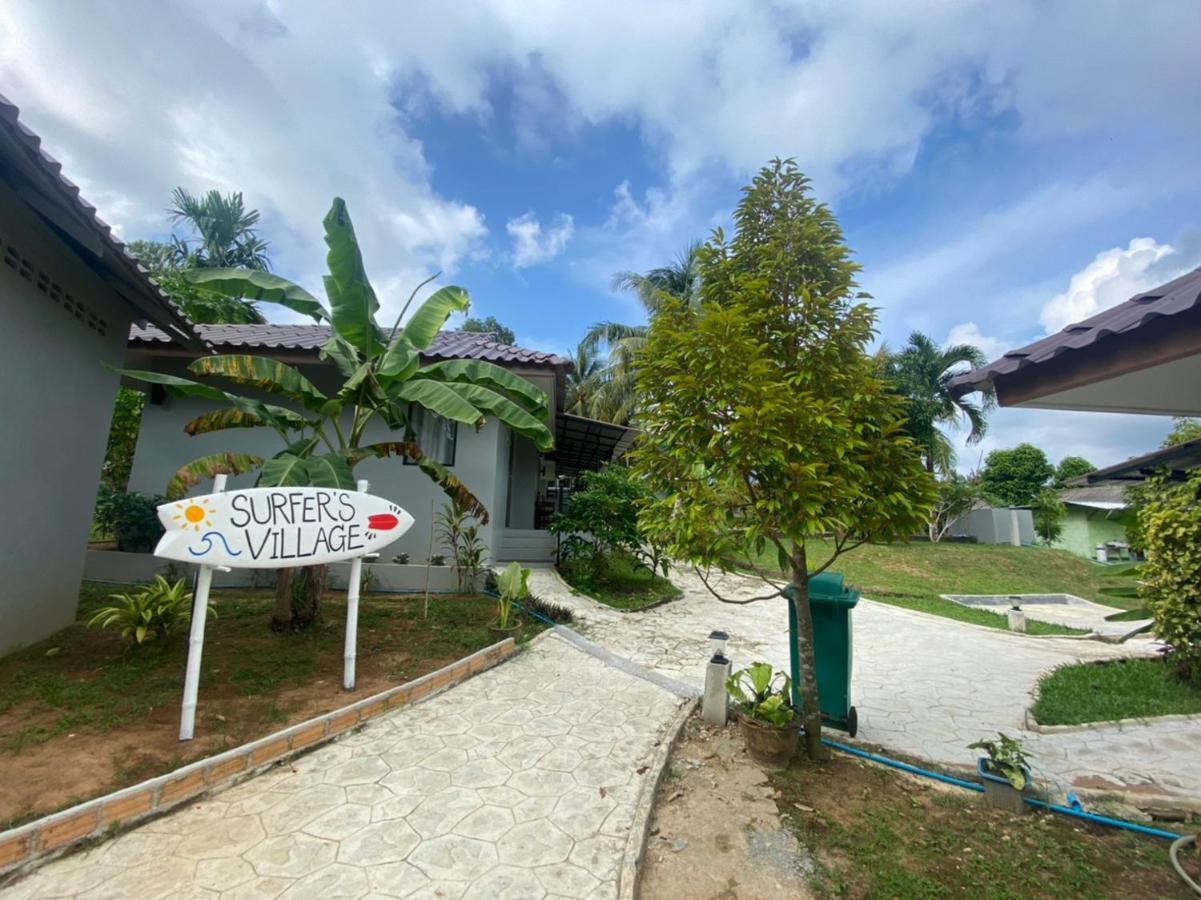 Surfer'S Village Khao Lak Exterior foto